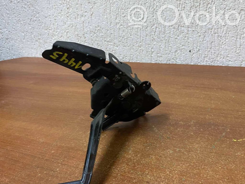 Holder (bracket)   1445
