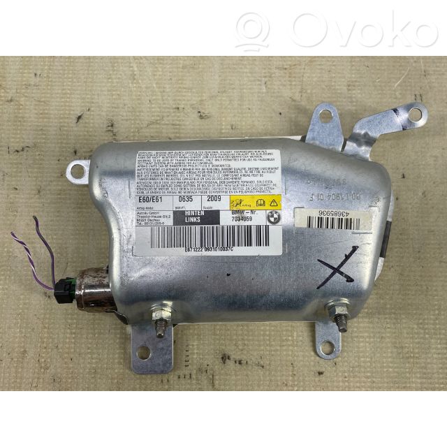 Airbag de la puerta trasera   7034059