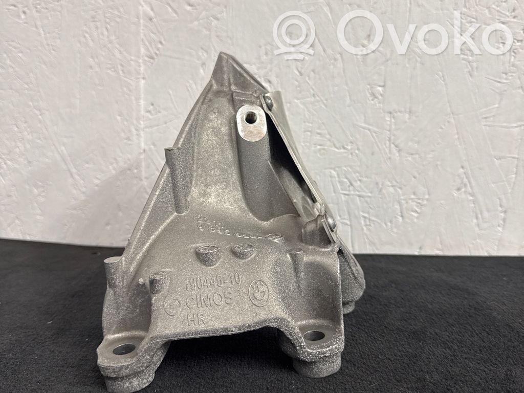 BMW X5 G05 Engine mounting bracket 