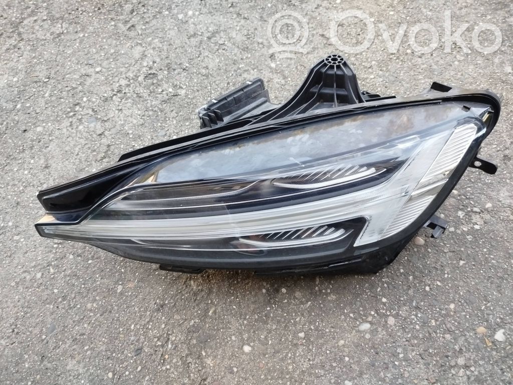 Volvo V60 Phare frontale 