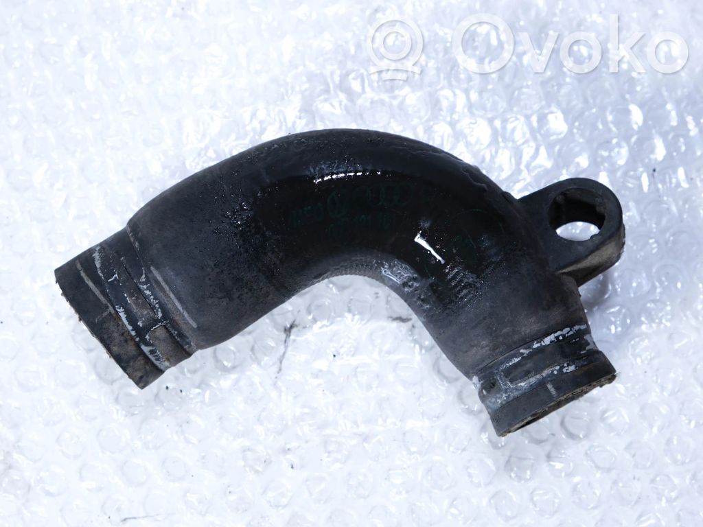 Audi A4 S4 B7 8E 8H Przewód / Wąż chłodnicy 