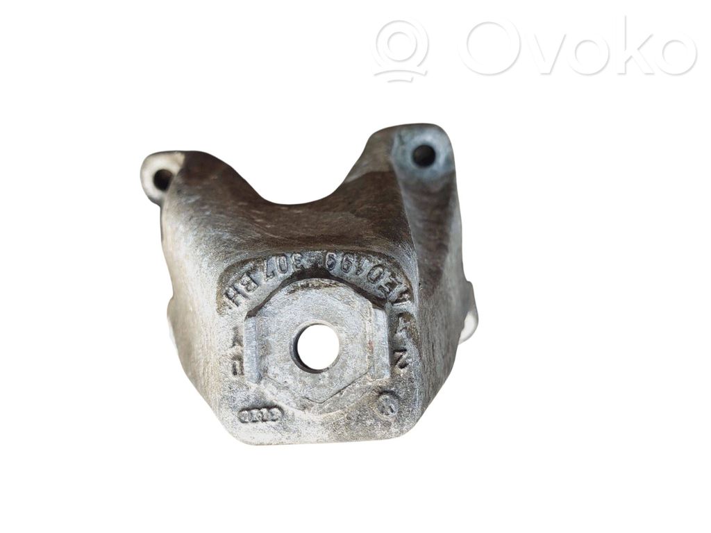 Engine mounting bracket   4E0199307