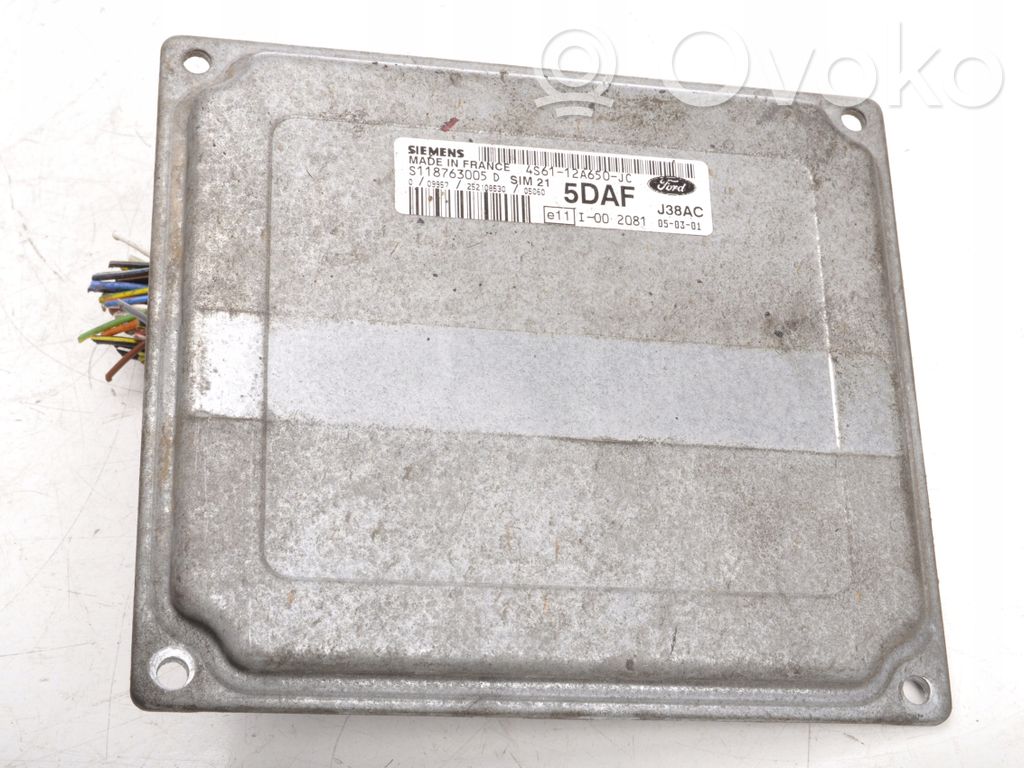 Ford Fiesta Engine control unit/module 