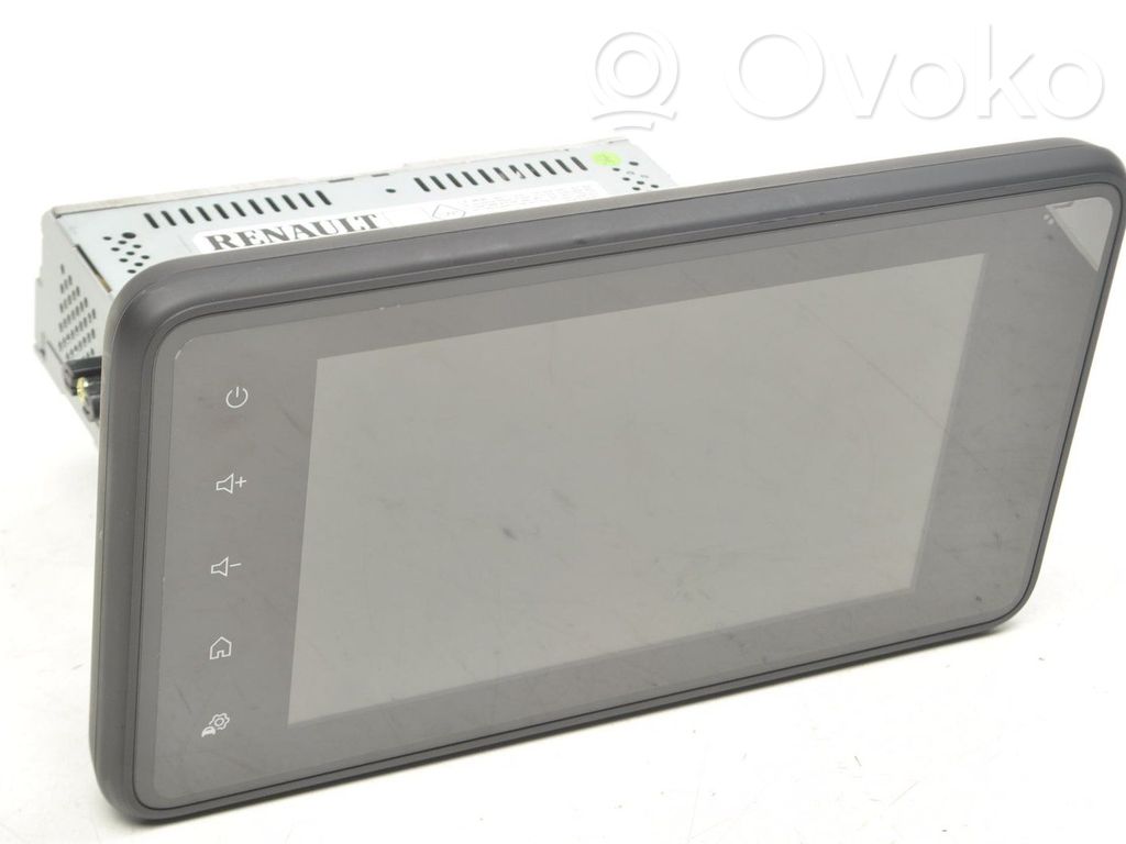 Dacia Sandero III Panel / Radioodtwarzacz CD/DVD/GPS 