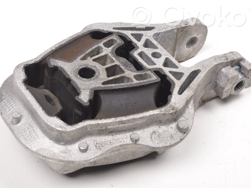 Engine mounting bracket   9423382