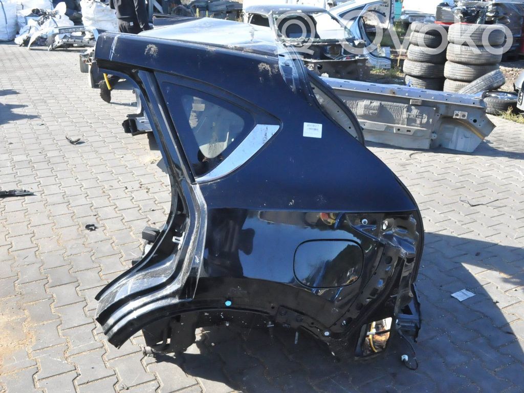 Panel lateral trasero
