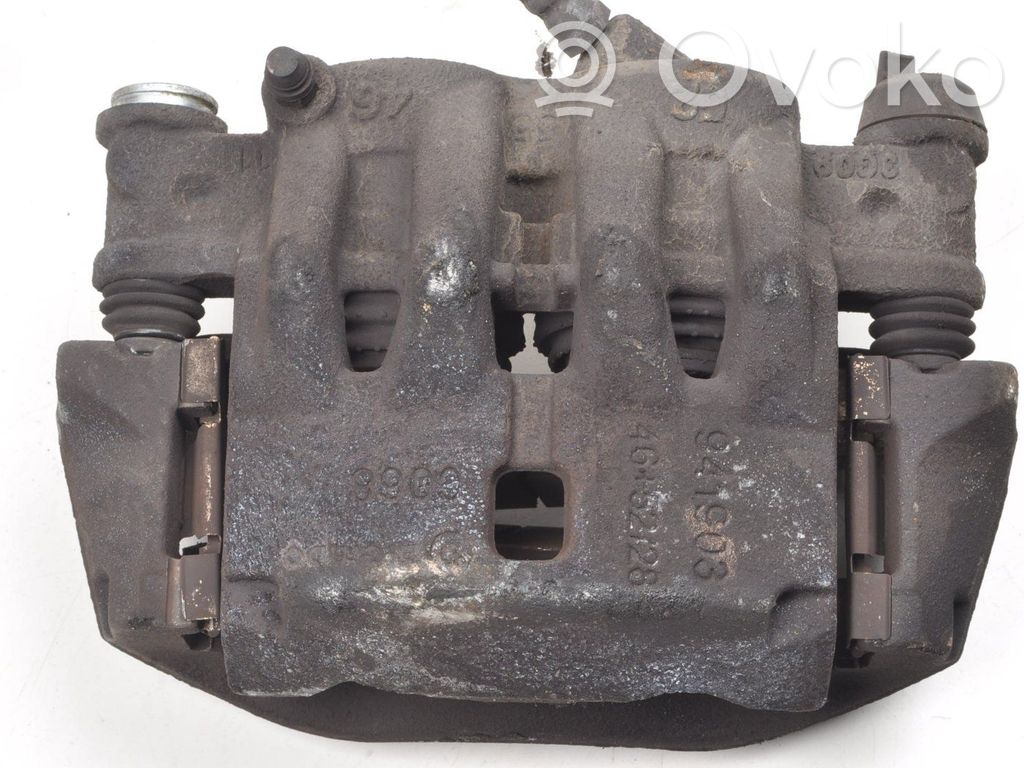 Etujarrusatula   941903