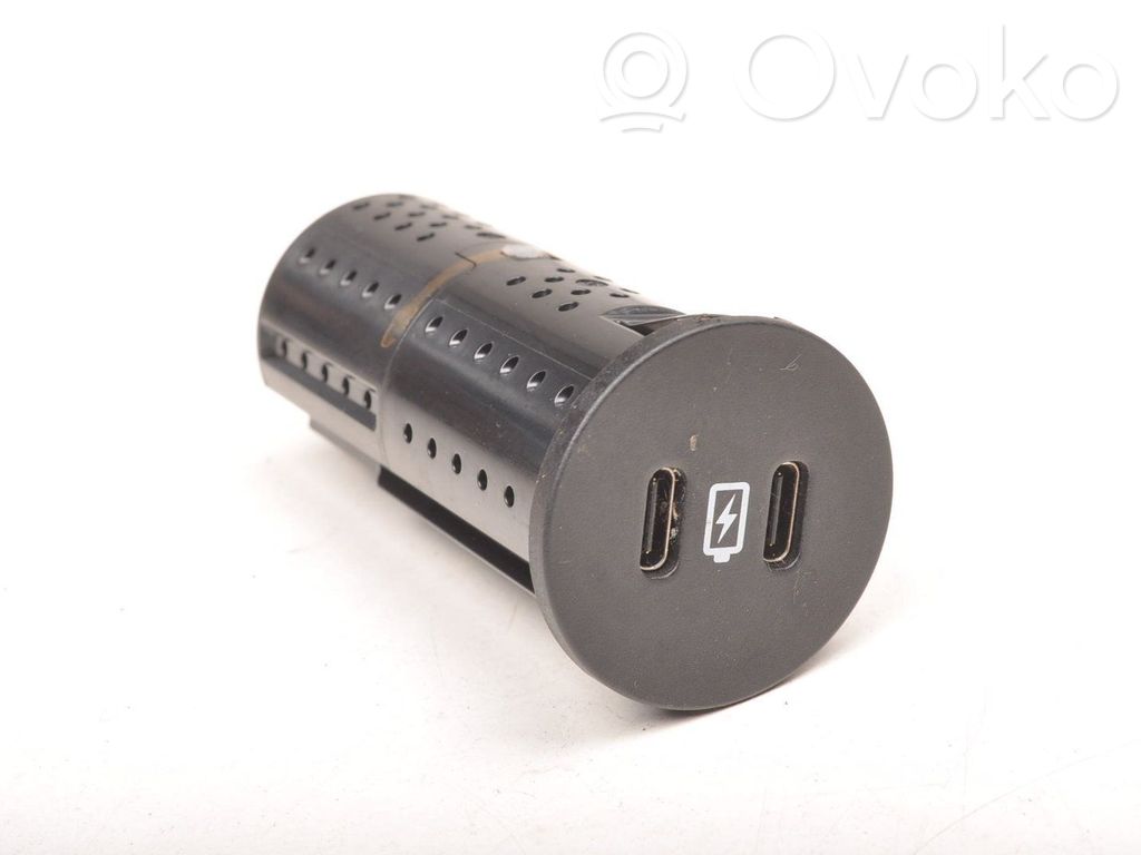 Ford Mustang Mach-E Enchufe conector USB 