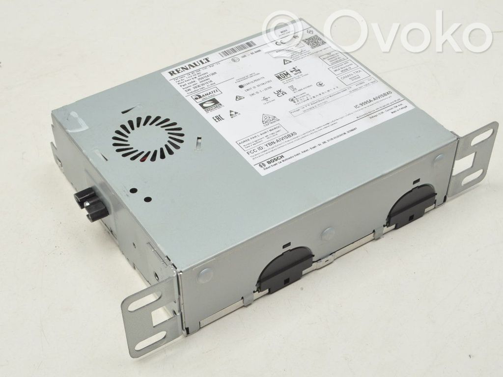 Renault Captur II Radio/CD/DVD/GPS head unit 