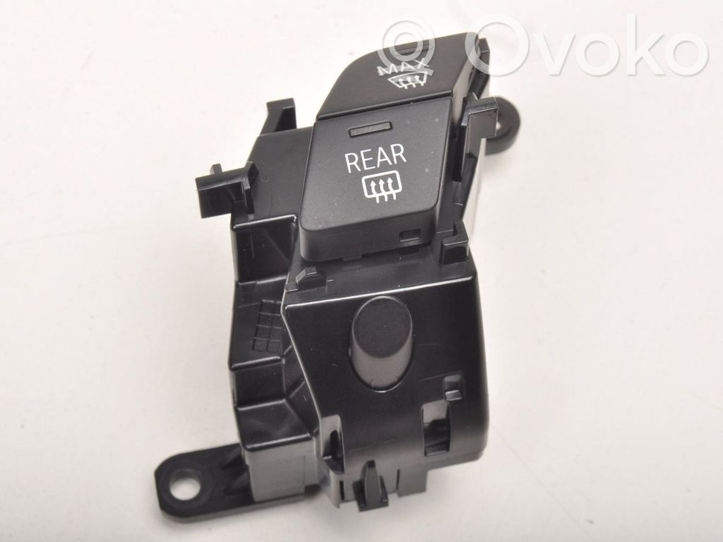 BMW 2 Active Tourer U06 Central console control unit 