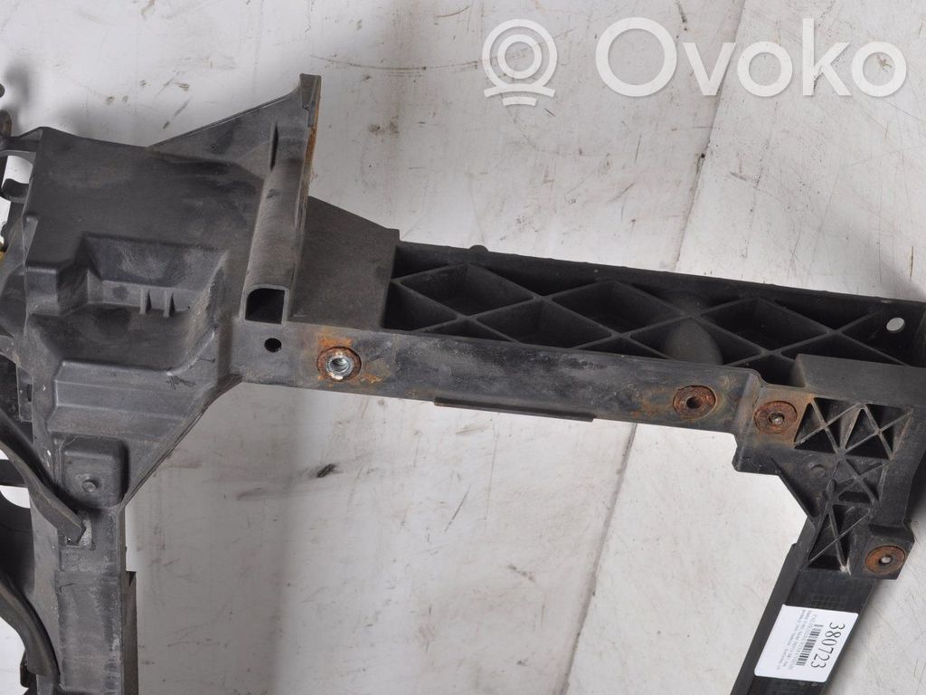 Ford Fiesta Radiatoru panelis 