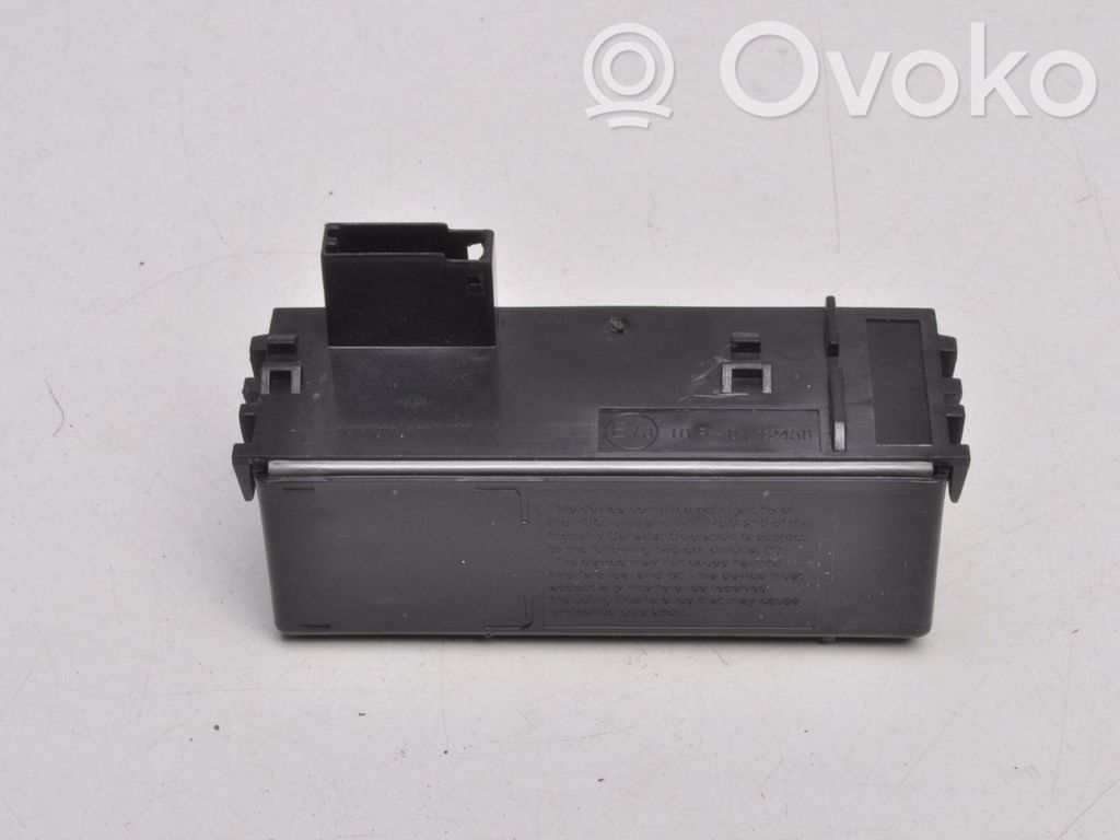 Antenos stiprintuvas   EB3T18D816CD