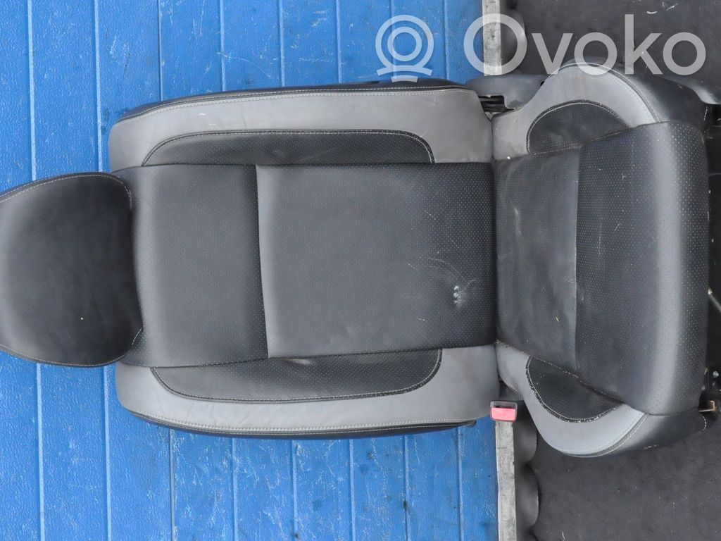 Asiento delantero del conductor