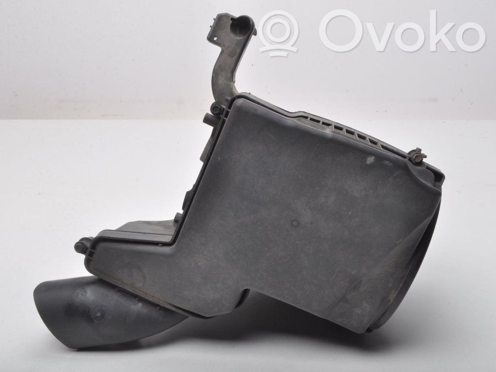 Ford Kuga II Air filter box 