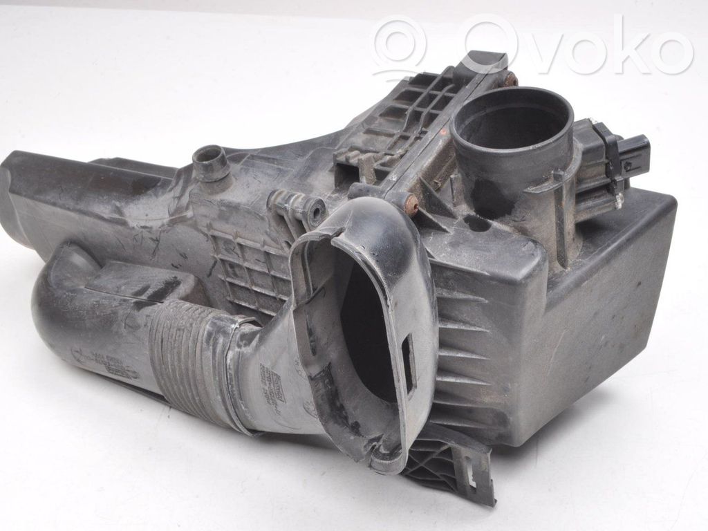 Ford Fiesta Air filter box 
