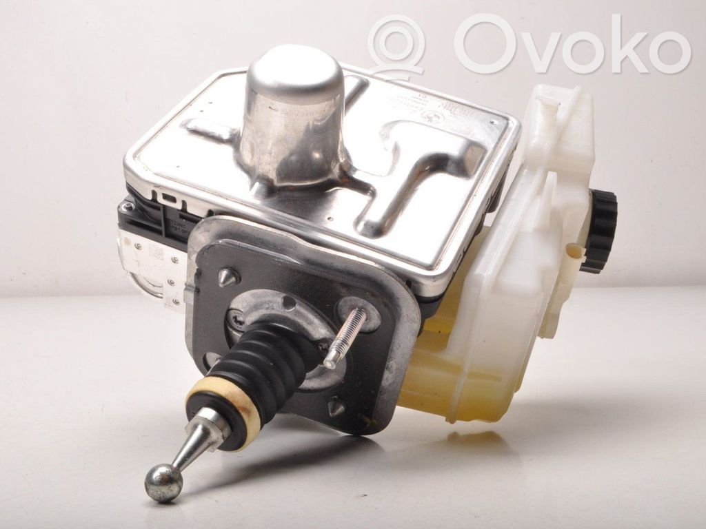 BMW i4 ABS bloks 