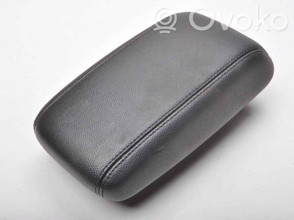 Armrest   H1BBA045A07BF