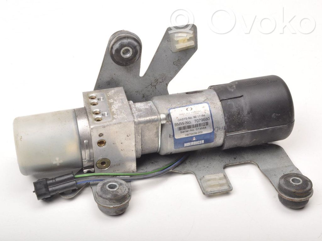 Avattavan katon hydraulipumppu   7079880