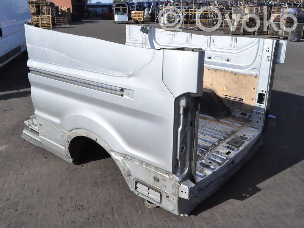 Panel lateral trasero