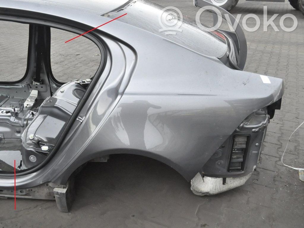 Panel lateral trasero