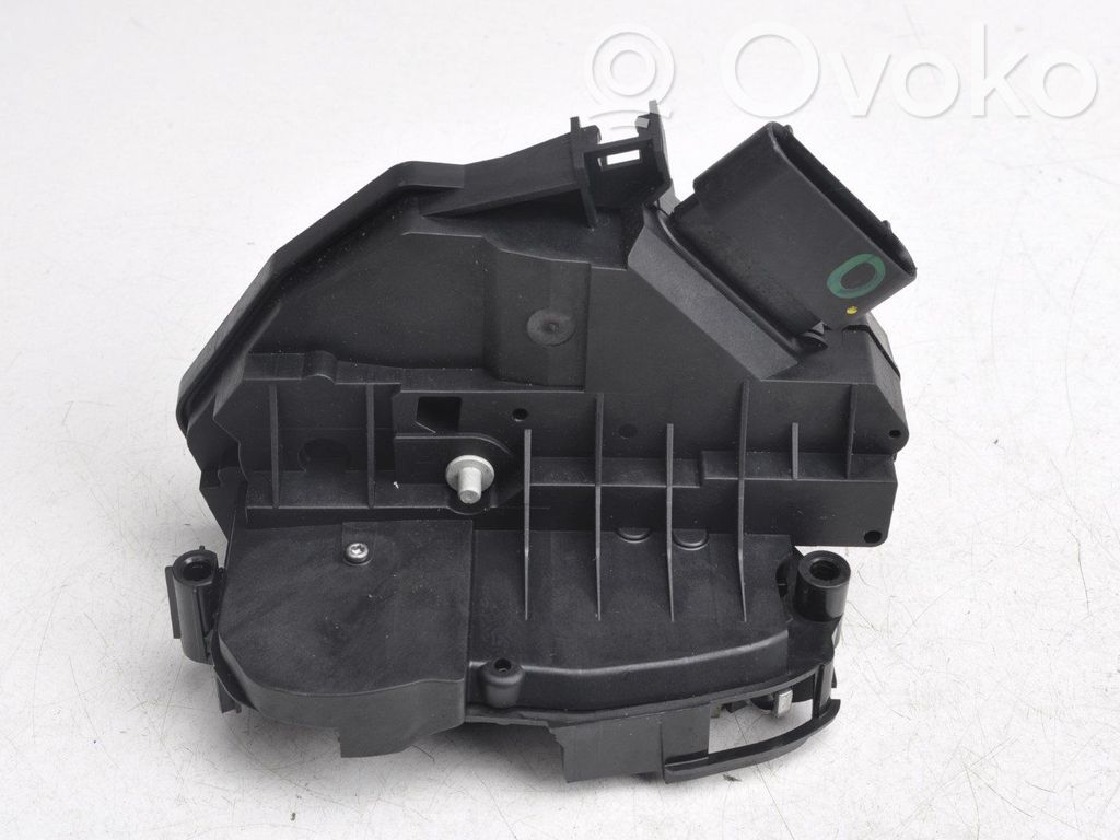 Ford C-MAX II Priekšpusē slēdzene 
