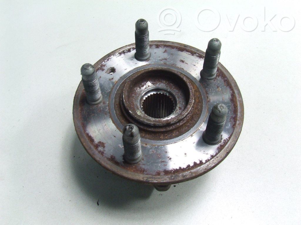 Front wheel hub