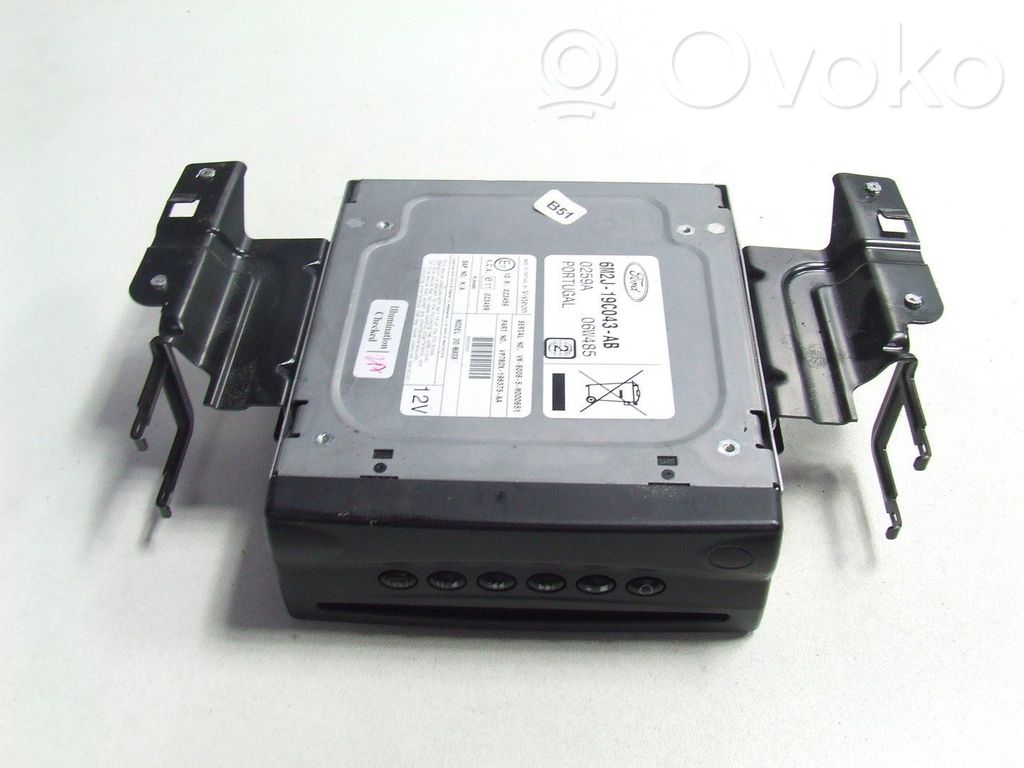 CD/DVD changer   6M2J19C043AB