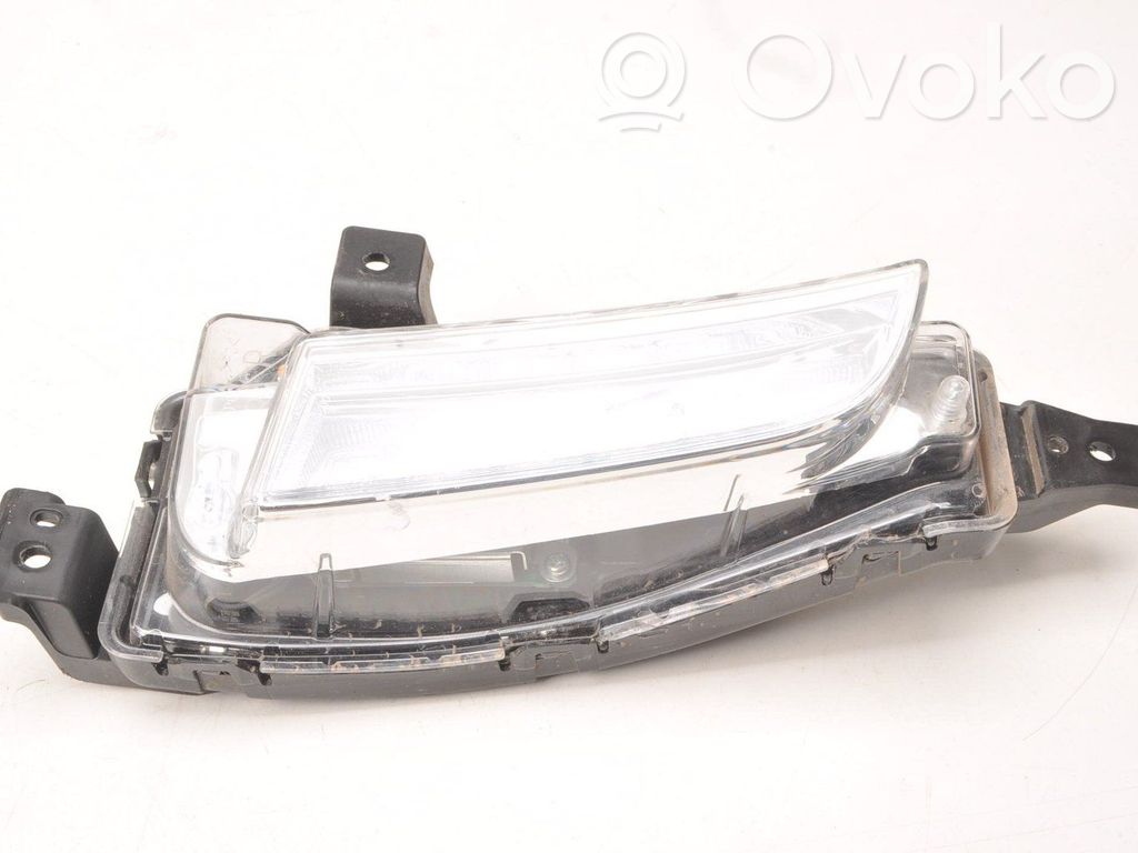 Suzuki Vitara (LY) Headlight/headlamp 