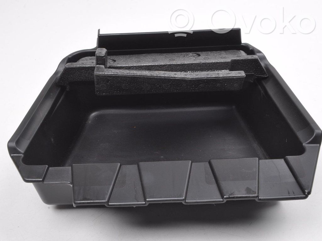 BMW 3 G20 G21 Glove box in trunk 