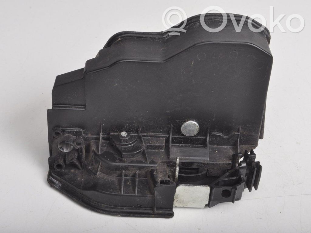 BMW 1 F20 F21 Front door lock 