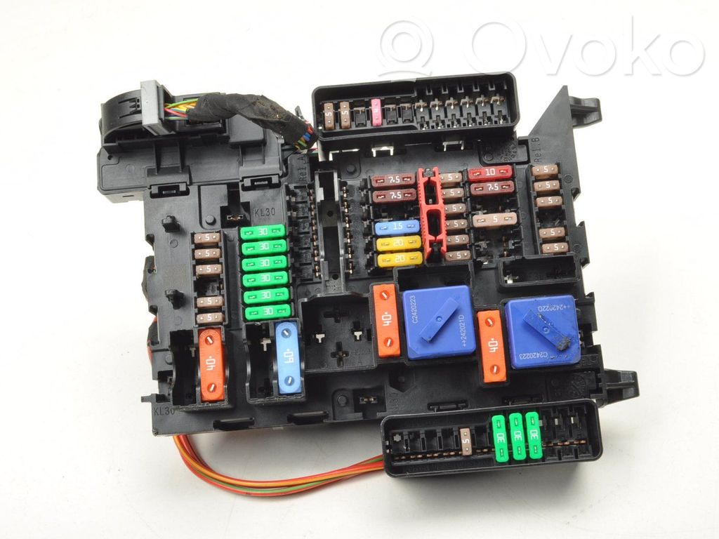 BMW 2 F44 Drošinātāju kaste (komplekts) 