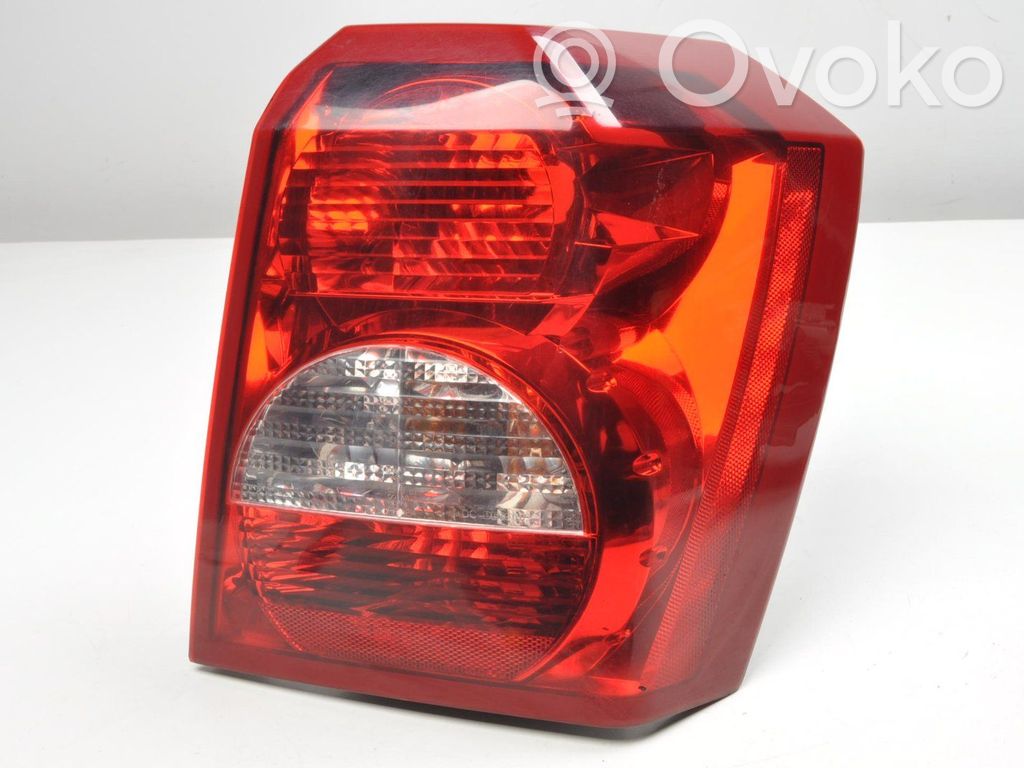 Rear/tail lights   05303752