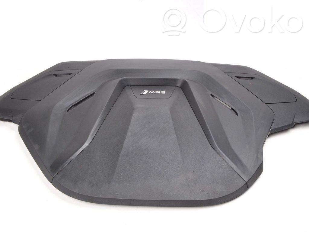 BMW i4 Moottorin koppa 