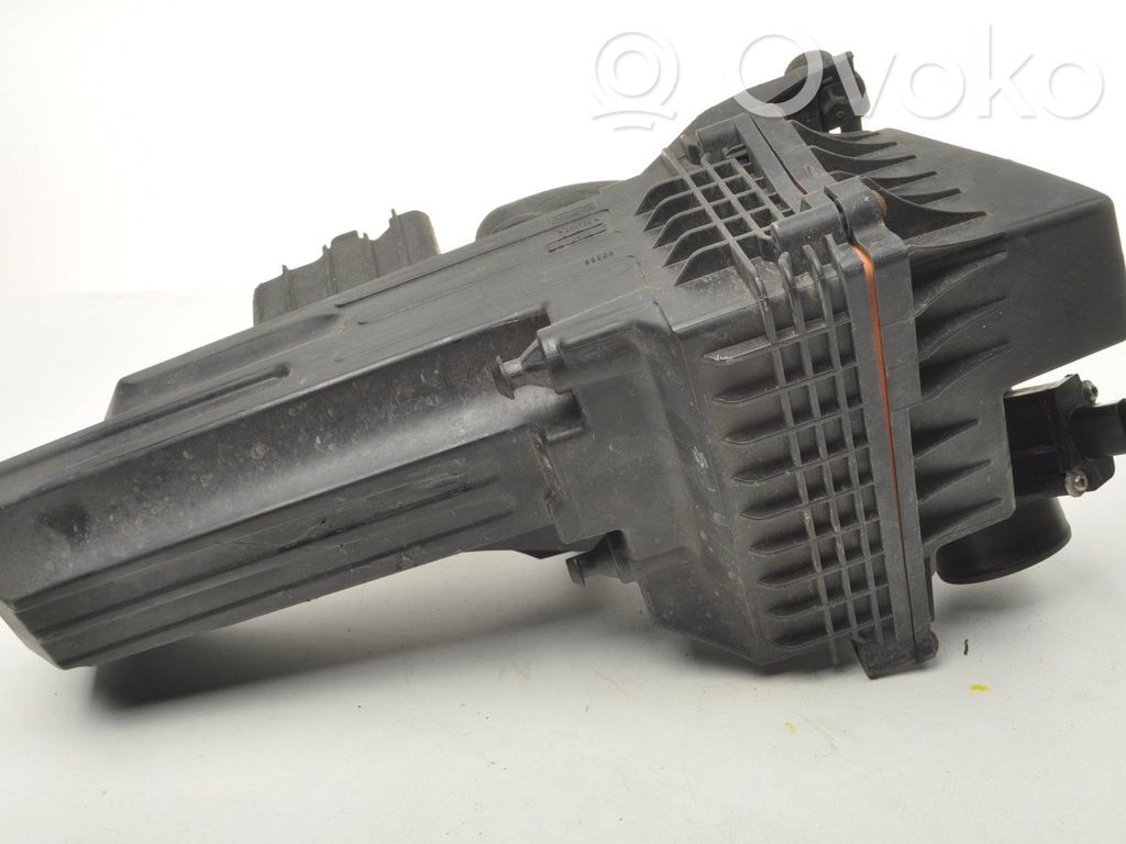 Luftfilterkasten   C1B19600AD,8V2112B579AA,CN119C676EA