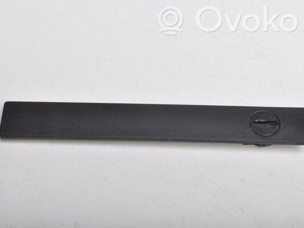 Cache barre de toit   4M51A504A00AA