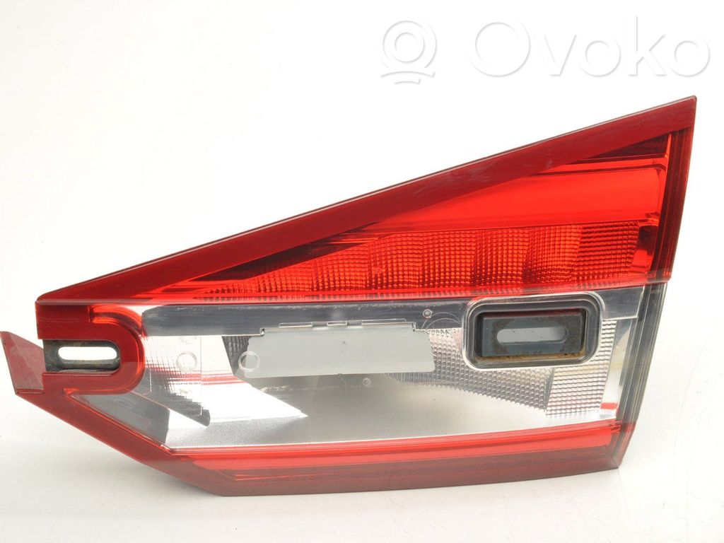 Ford Fusion II Lampy tylnej klapy bagażnika 
