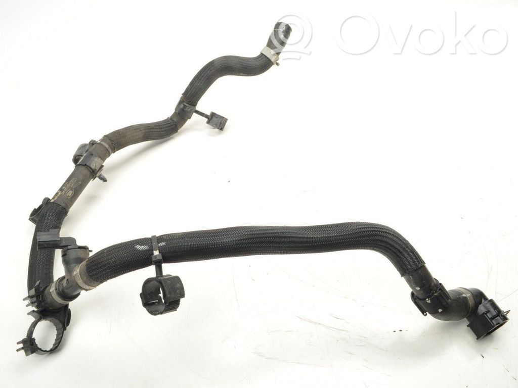 Jaguar I-Pace Engine coolant pipe/hose 