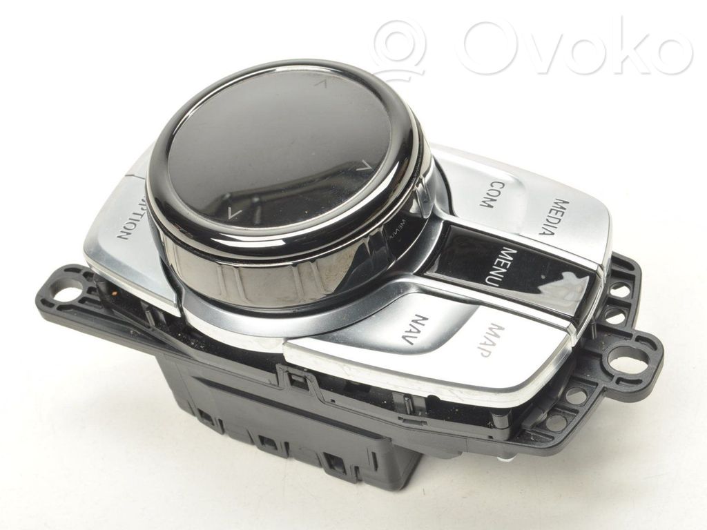 BMW 7 G11 G12 Unidad de control de la consola central 