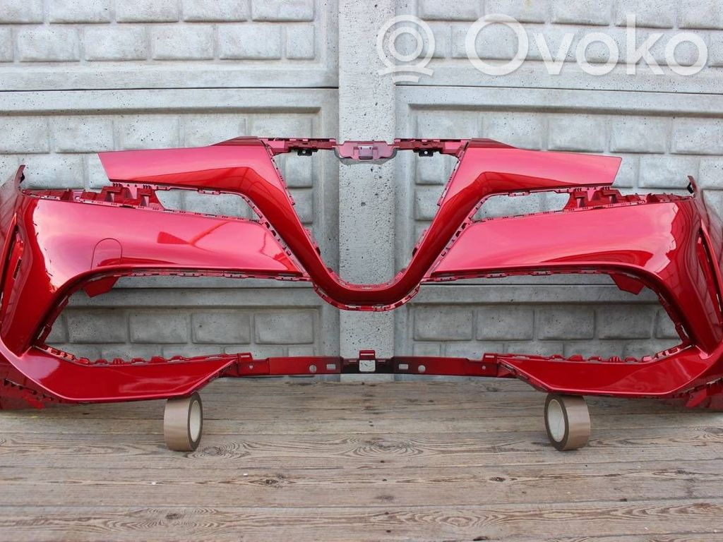 Alfa Romeo Junior Parachoques delantero 