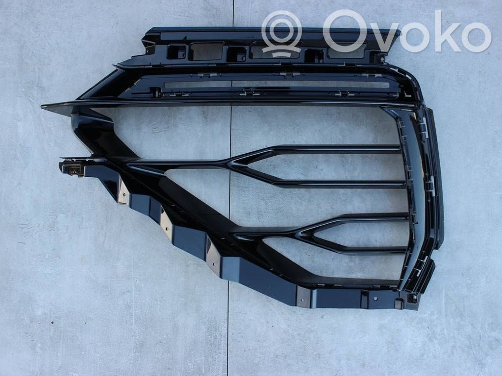 Lamborghini Urus Front bumper lower grill 