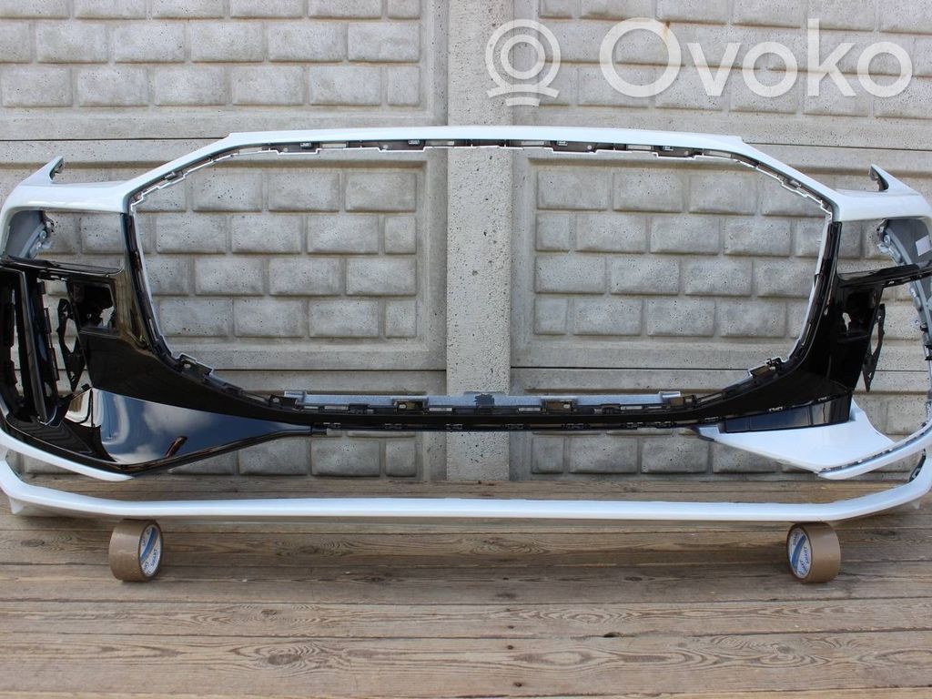 Audi Q6 e-tron Front bumper 