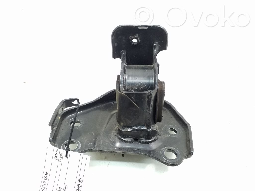 Toyota RAV 4 (XA40) Engine mount bracket 