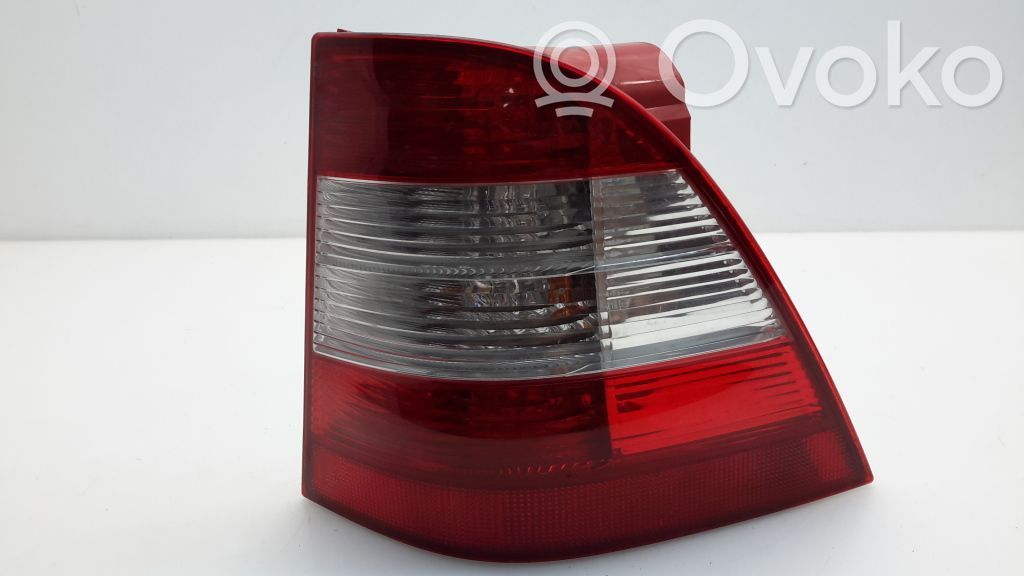 Lampa tylna   A1638202064