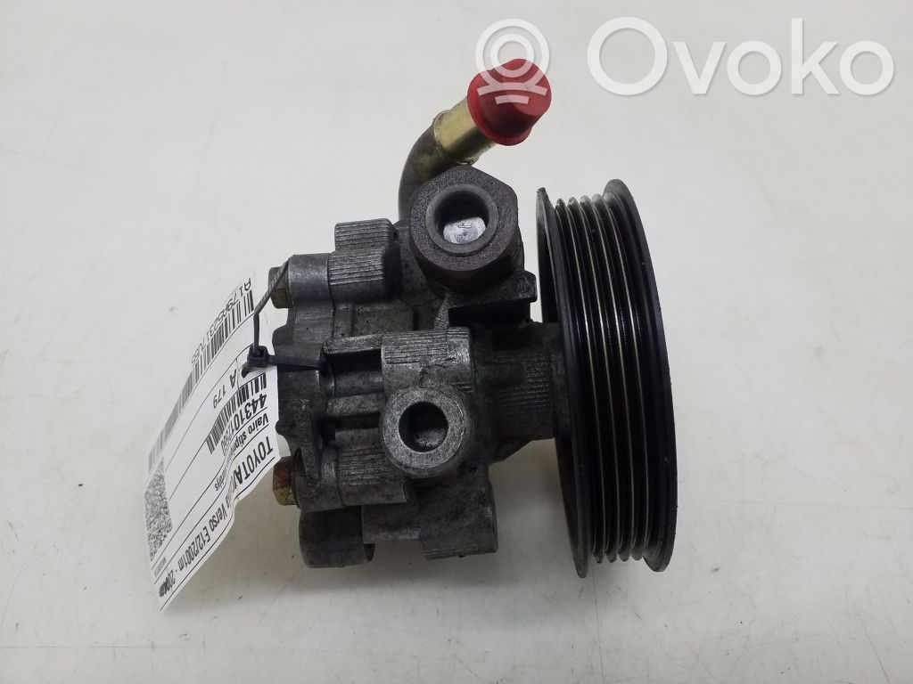 Toyota Corolla Verso E121 Servopumpe 