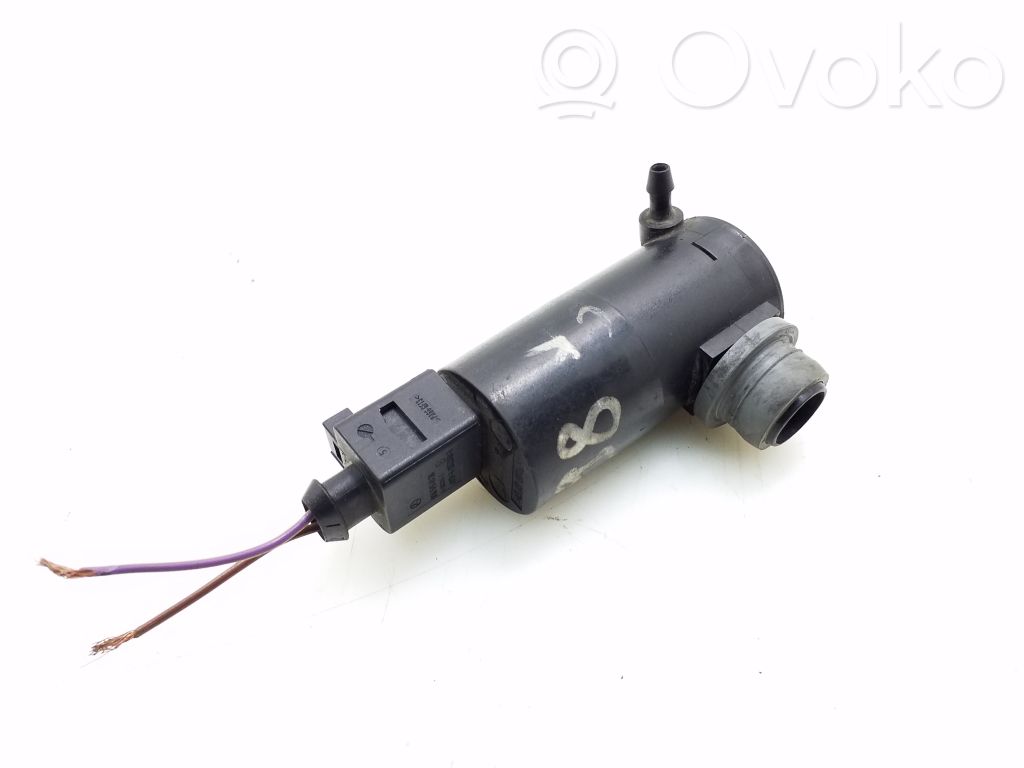 Toyota Yaris Windscreen/windshield washer pump 