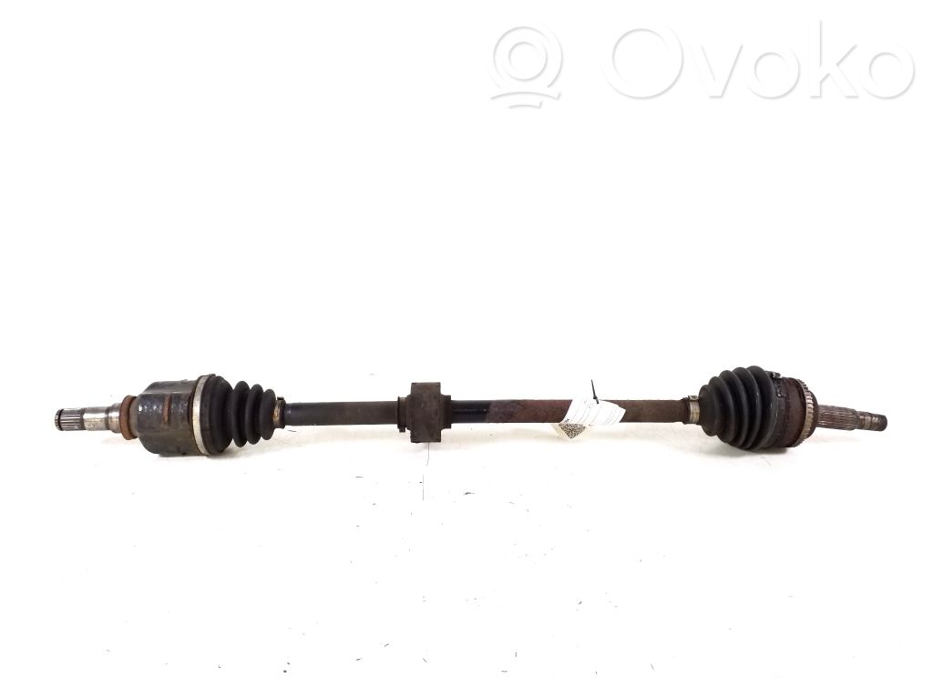 Toyota Corolla E120 E130 Priekšējā pusass 