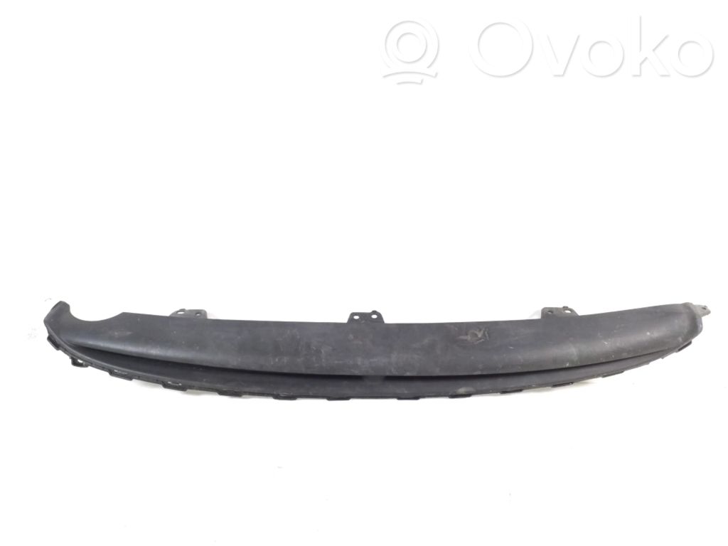 Hyundai i30 Borde del parachoques delantero 