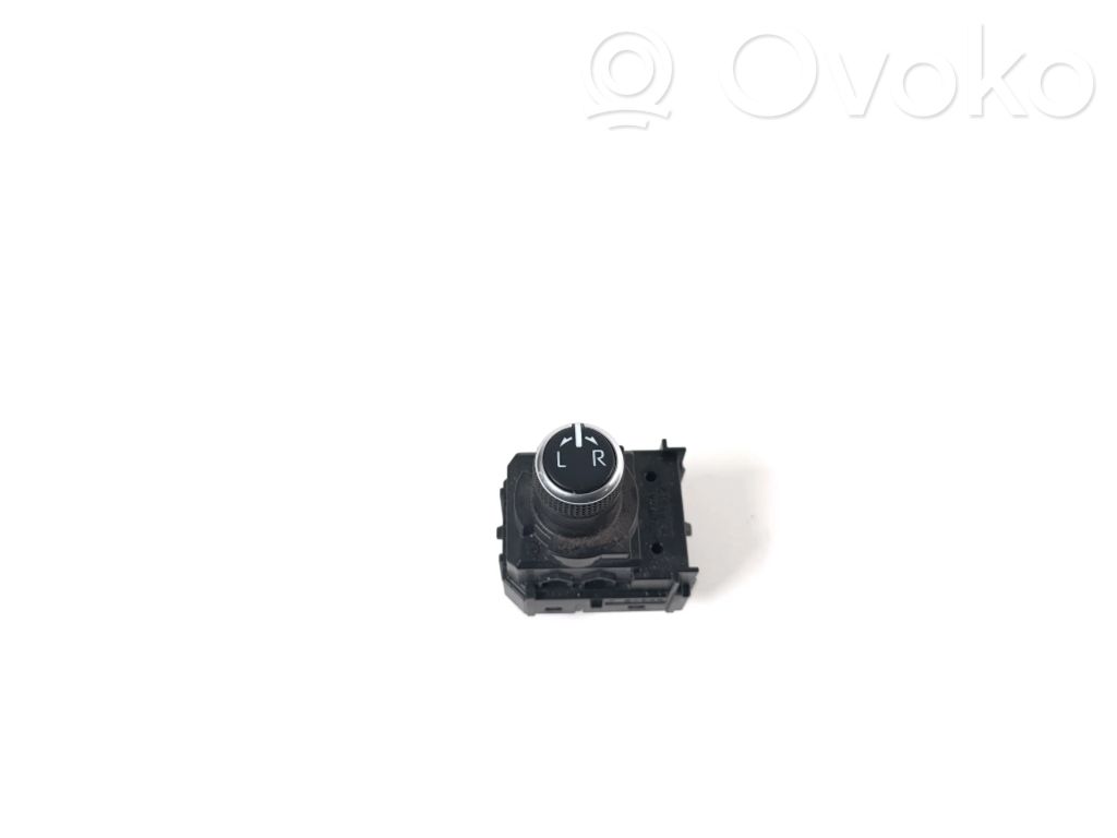 Toyota Corolla E210 E21 Interruptor del espejo lateral 