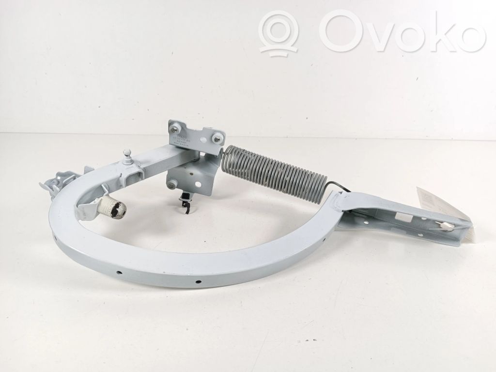 Volvo S60 Tailgate/trunk/boot hinge 