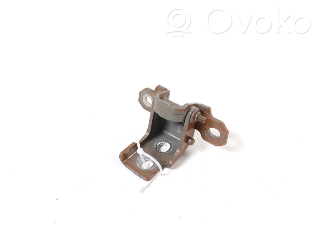 Front door upper hinge   804010016R